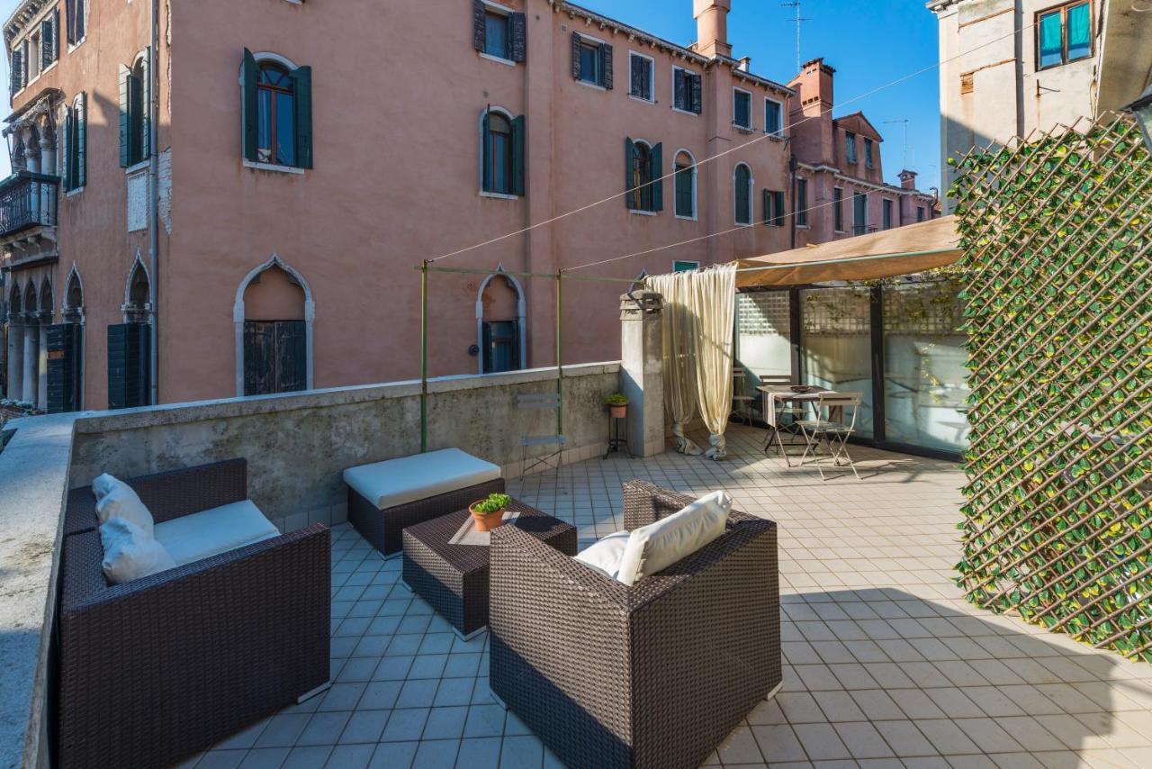Tre Sestieri Terrace Canal View Venesia Bagian luar foto