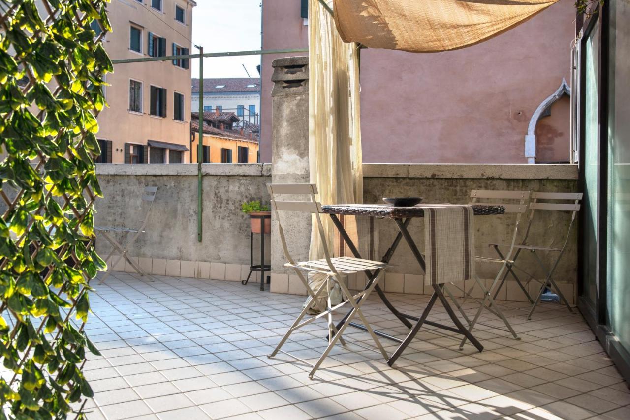 Tre Sestieri Terrace Canal View Venesia Bagian luar foto
