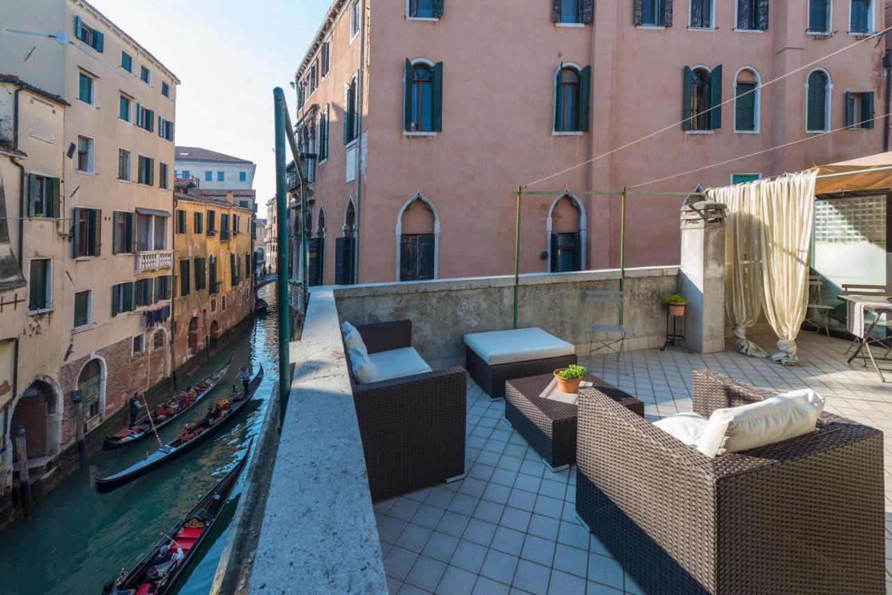 Tre Sestieri Terrace Canal View Venesia Bagian luar foto